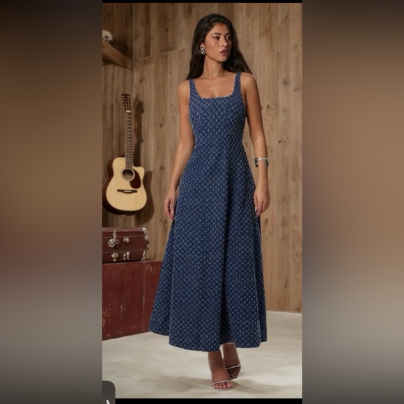 Dresses & Skirts - Denim Jacquard Midi dress. Dark Blue. NWOT. (Brand new, no tags)